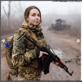 戦場レイプ|戦利品としての女性：ロシアの兵士によるウクライナの少女と女。